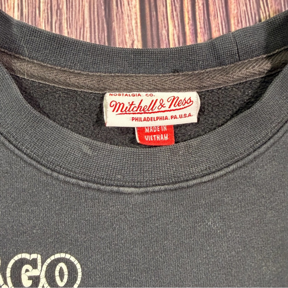Mitchell Ness Chicago Bulls Basketball Crewneck Sweatshirt Black Vintage NBA M - Picture 3 of 8